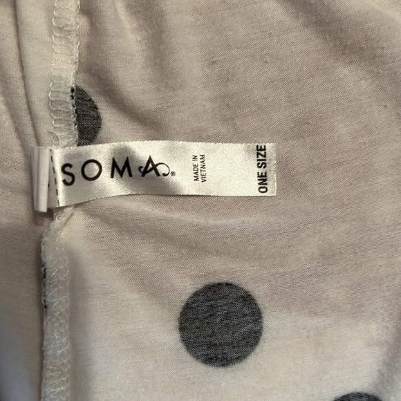 SOMA WHITE WITH BLACK DOTS LONG NIGHT GOWN SIZE XL 93% RAYON 7% SPANDEX WASHABLE - Picture 6 of 10